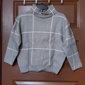High Neck Grid Pattern Sweater Size Small